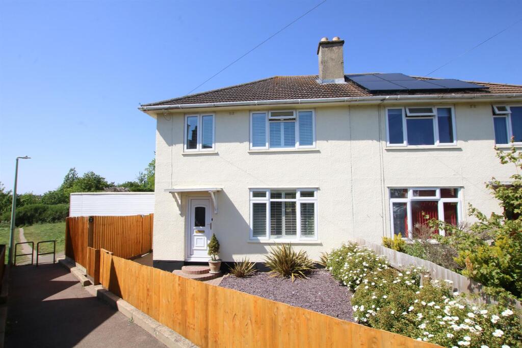 Main image of property: Millbank, Newmarket