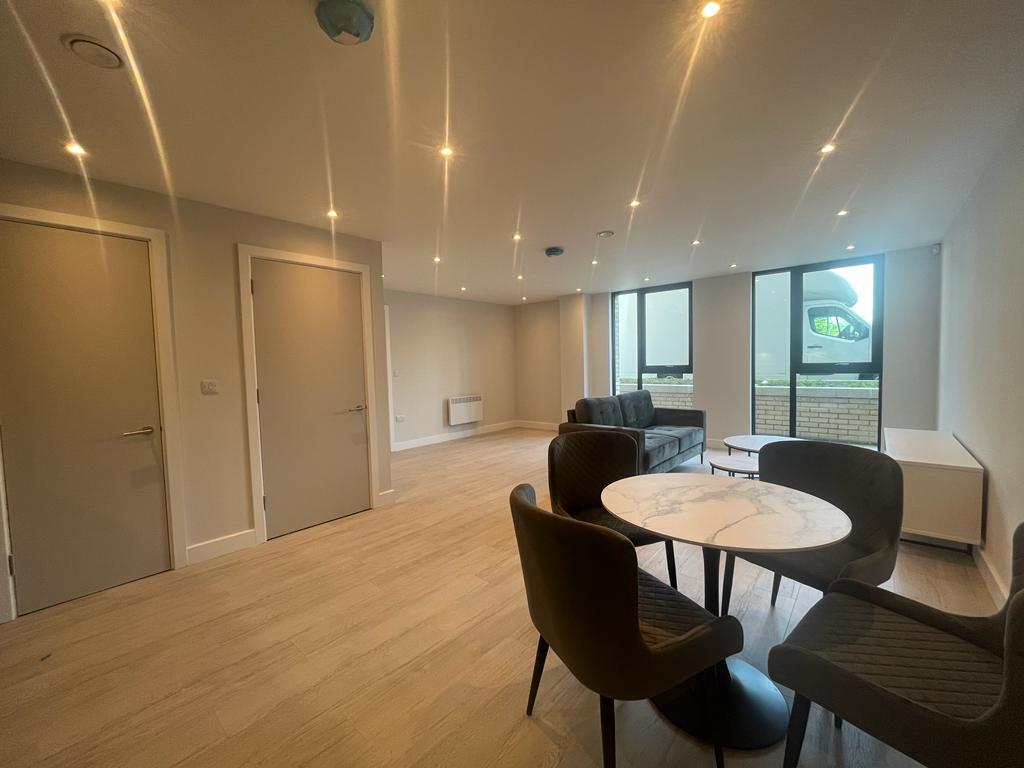 3 bedroom end of terrace house for rent