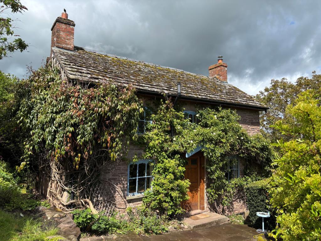 Main image of property: Peterchurch, Between Hay on Wye and Hereford, HR2