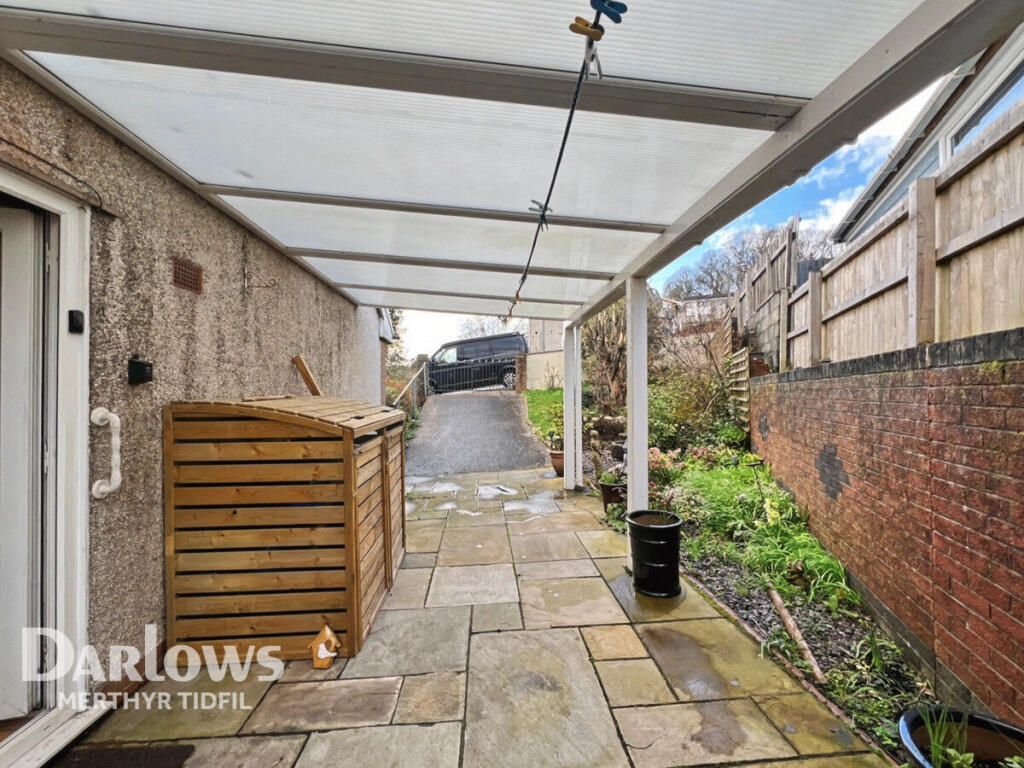 Fir Tree Drive, Treharris - More
