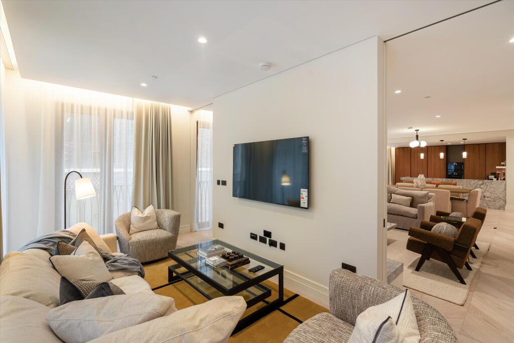 Apartment in London - View 5