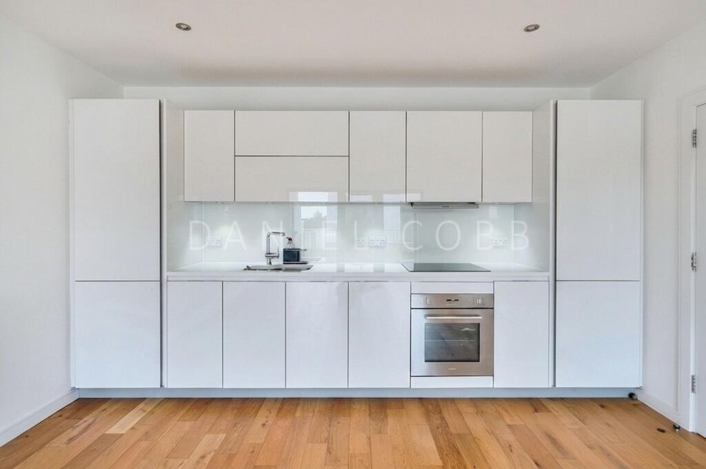 Apartment in London - View 4