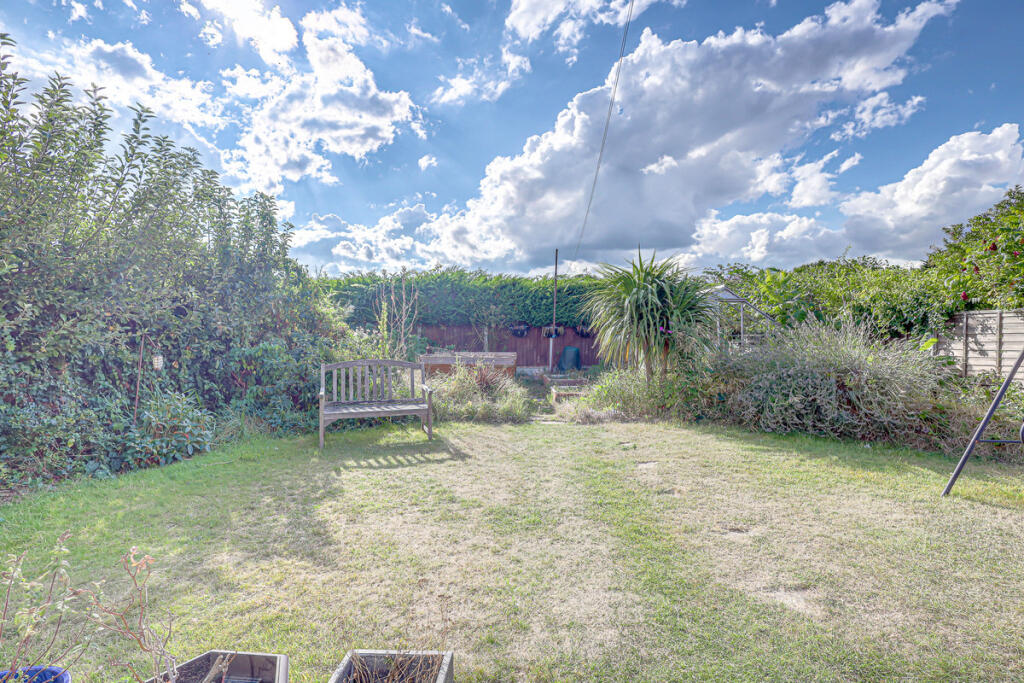 House in Southend-on-Sea - View 4