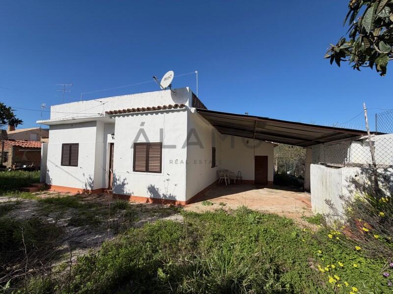 Main image of property: Algarve, Salir