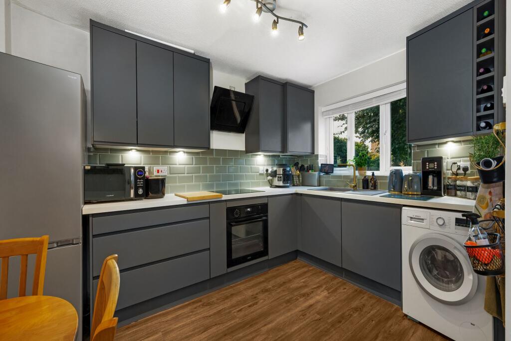 House in Warwick, Sydenham, Royal Leamington Spa - View 2