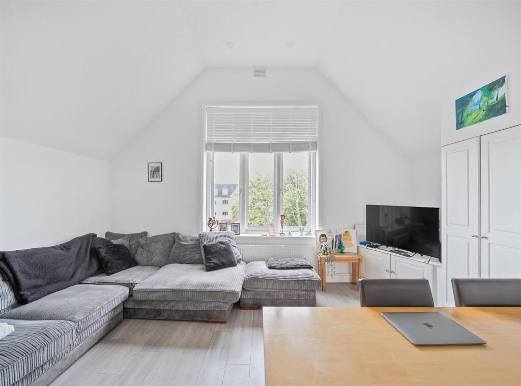 Main image of property: Willesden Lane, London, NW2