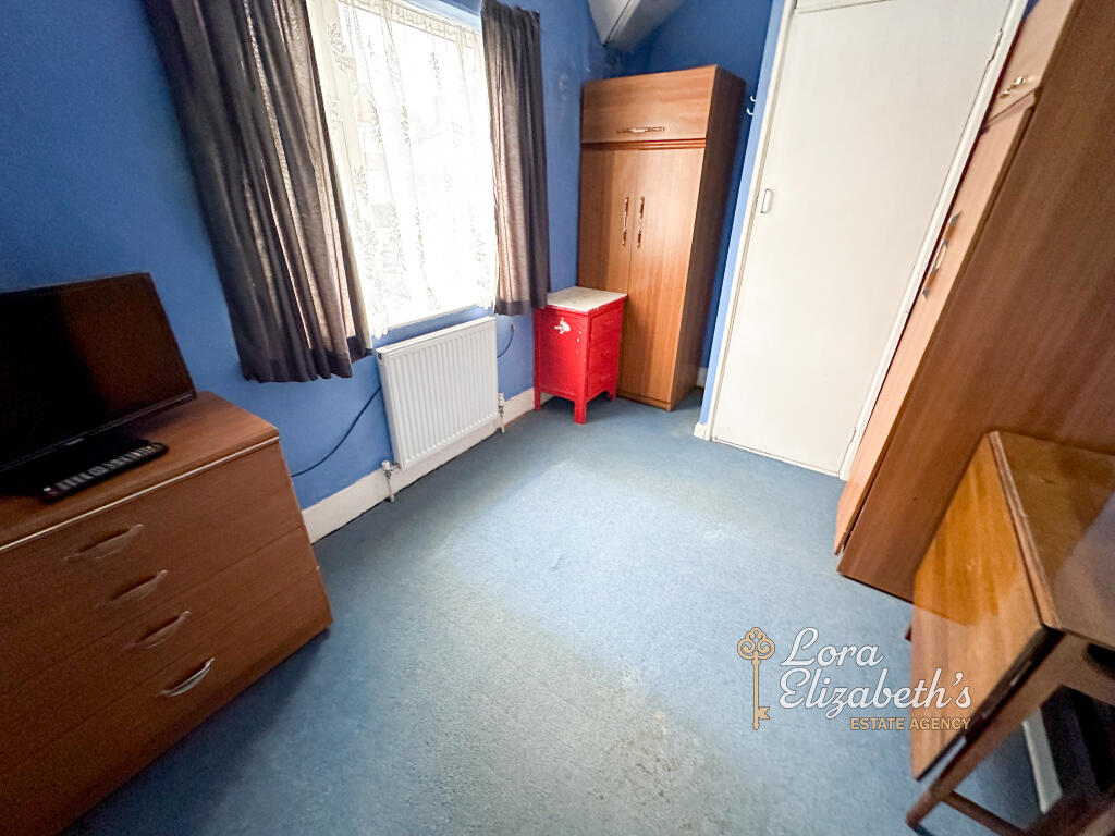 Jackson Terrace, Meden Vale - More