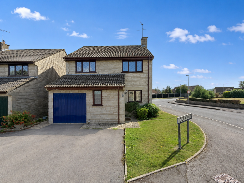 House in Gillingham, Lodbourne