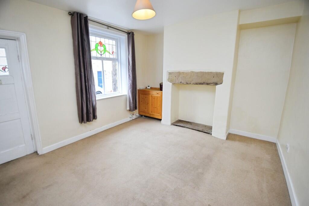 House in Bradford - View 3