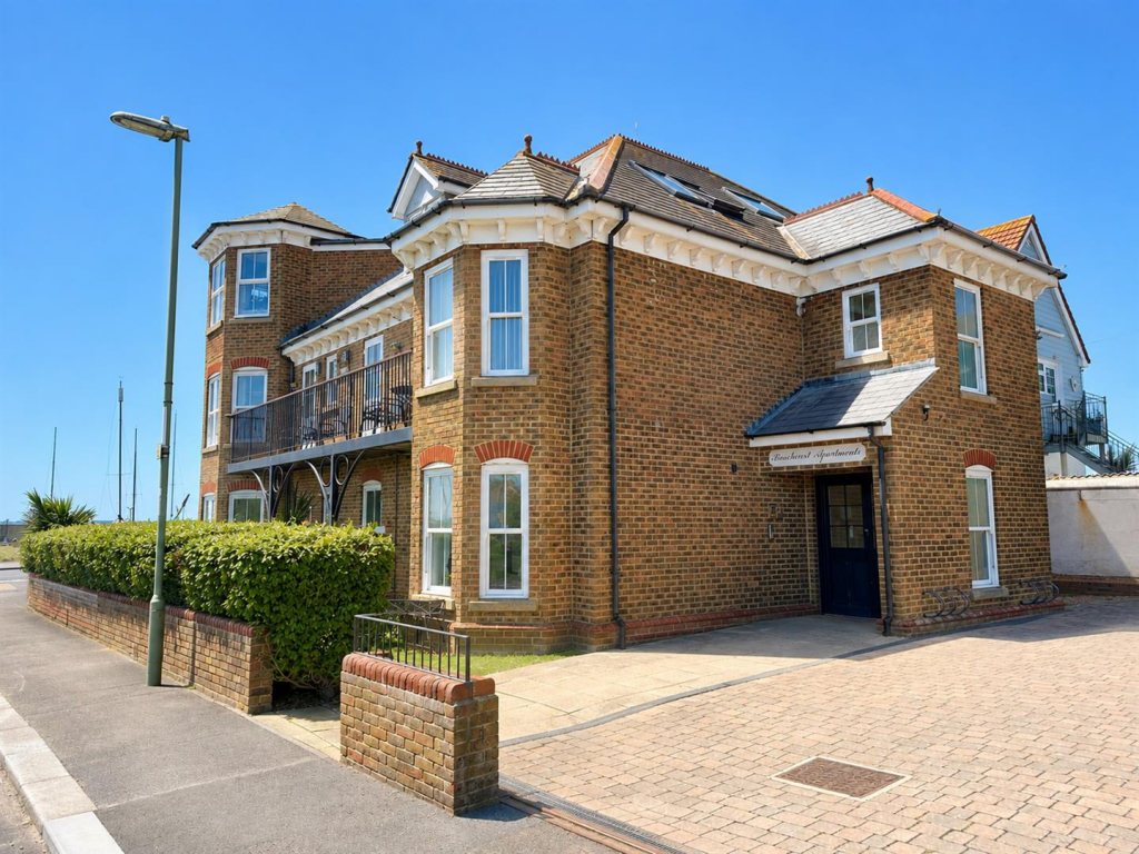 Main image of property: Beachcrest, Lee-On-The-Solent, Hampshire, PO13