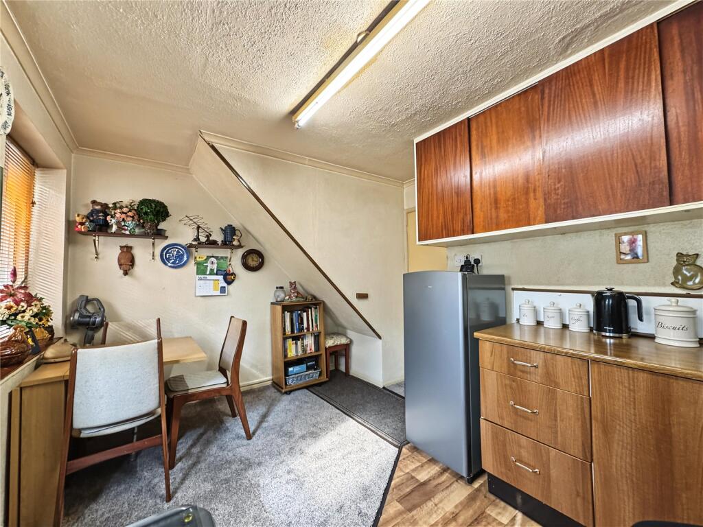 House in Gillingham, Medway - View 4
