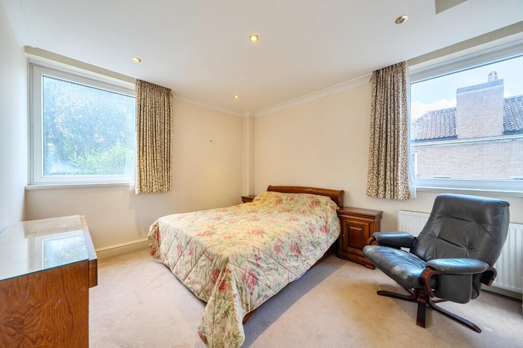 Apartment in London - View 4
