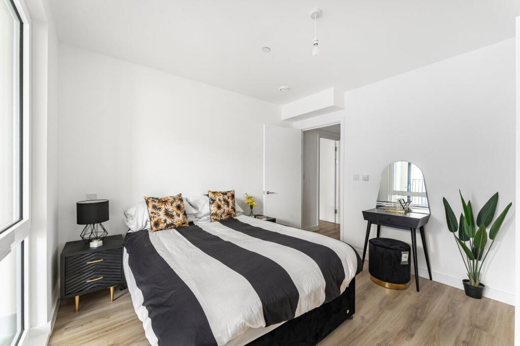 Apartment in London - More