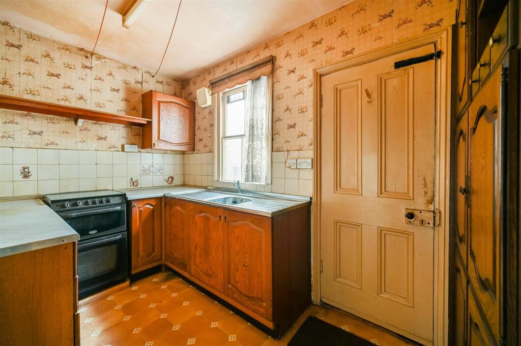 House in Reading - View 4