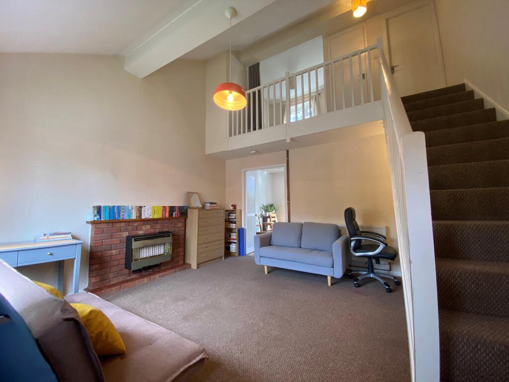 House in Worcester - View 4