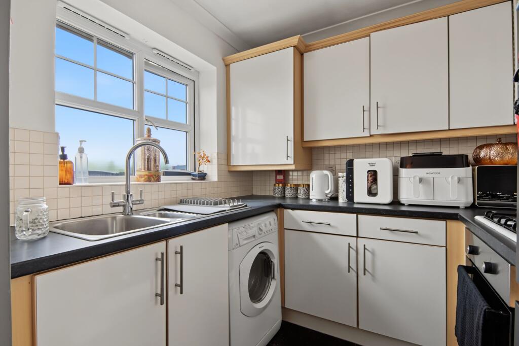 Apartment in Nuneaton and Bedworth, Bermuda - More