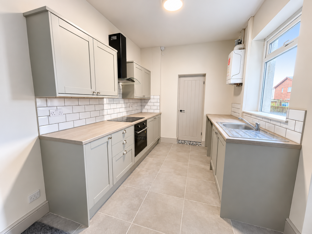 Belmont Avenue,  Blackpool, FY1 photo 4