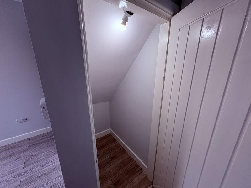 House in Birmingham, West Midlands - More