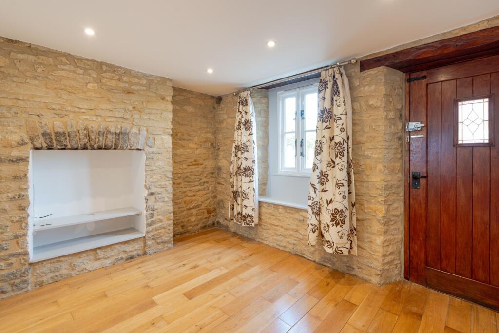 House in Oxford - View 2
