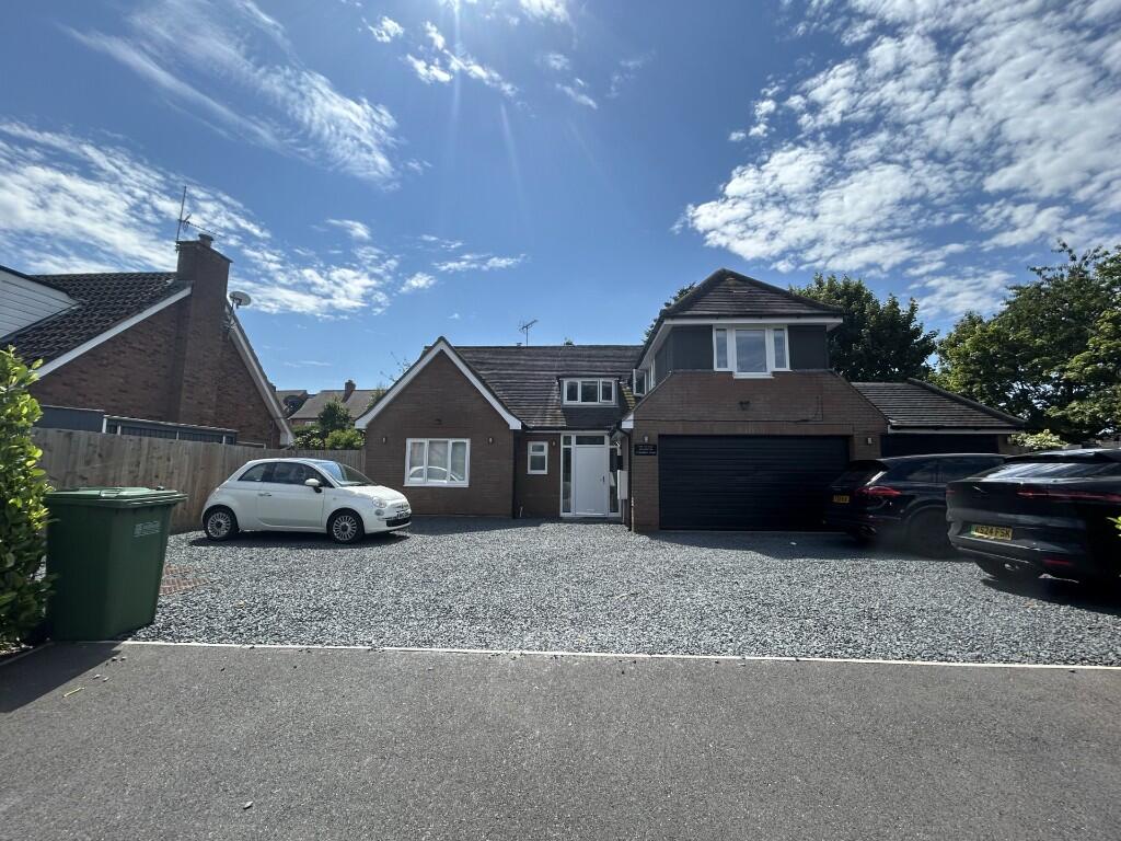 Main image of property: The Village Apartments, Crabmill Close, Knowle, B93 0NW