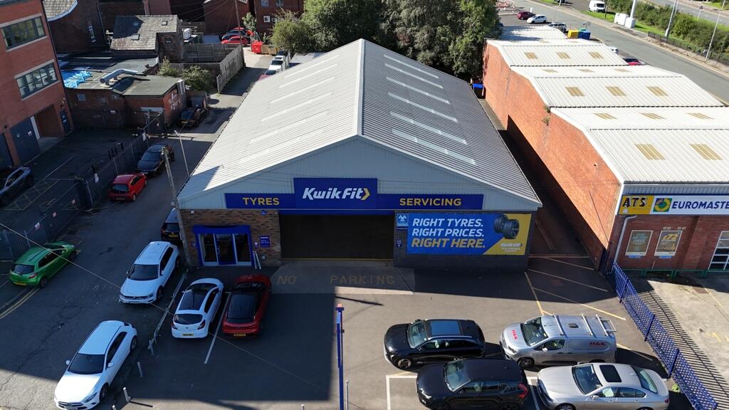 Main image of property: KWIK FIT, JOHN STREET, BURY, BL9