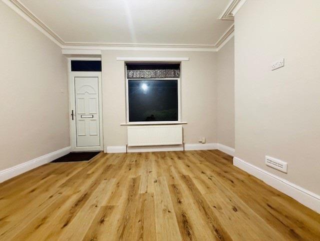 Additional image 4 of Quarry Street, Bradford