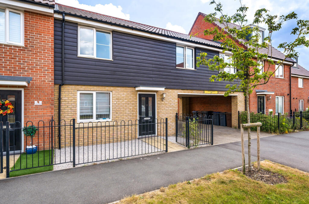 Main image of property: Newland Avenue, Bishop's Stortford, Hertfordshire, CM23