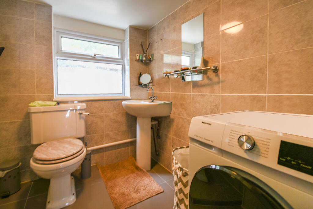 House in Reading - View 5