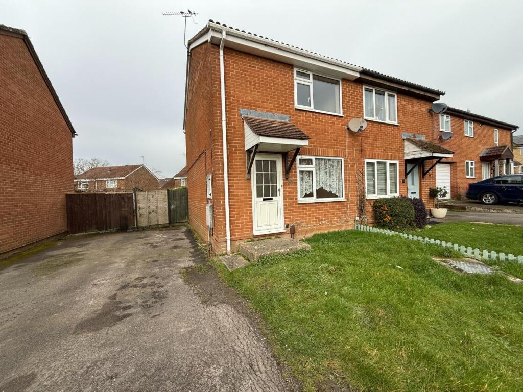 2-bed semi-detached on Bardsey Close, Royal Wootton Bassett, £250,000