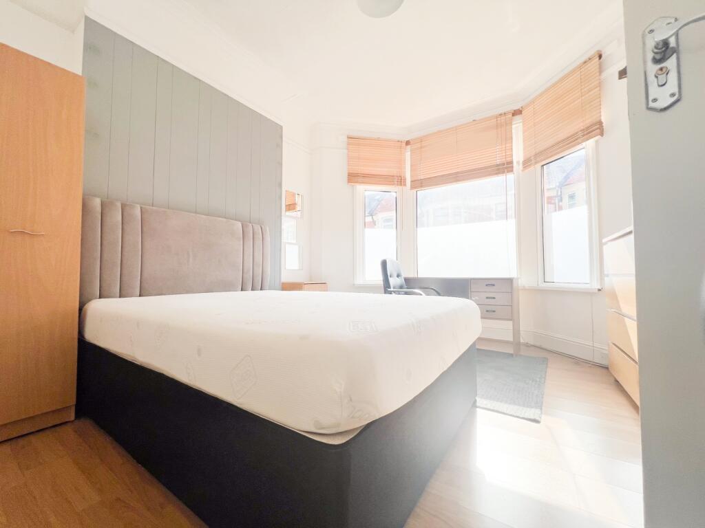 House in Cardiff, Cathays - View 4
