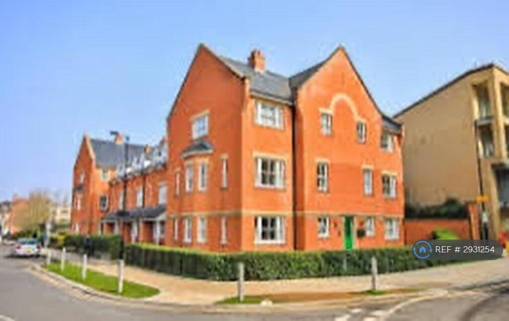 Main image of property: Ravensworth Gardens, Cambridge, CB1