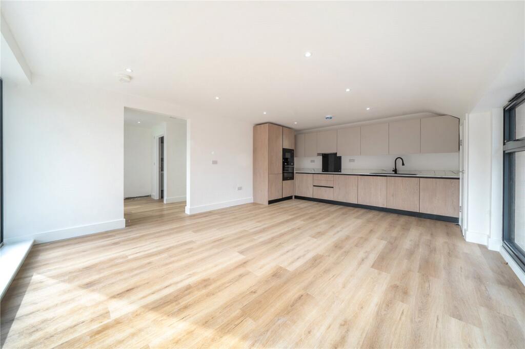 House in London - View 4
