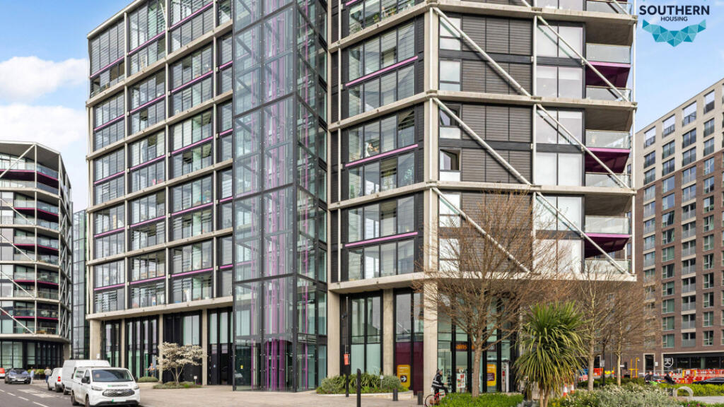 Main image of property: Battersea, London, SW11 8EA