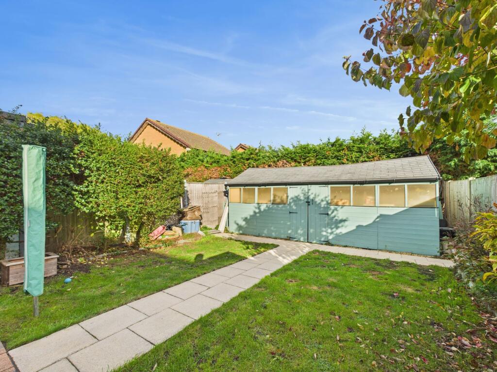 Thirlmere, Stukeley Meadows, Huntingdon. photo 4