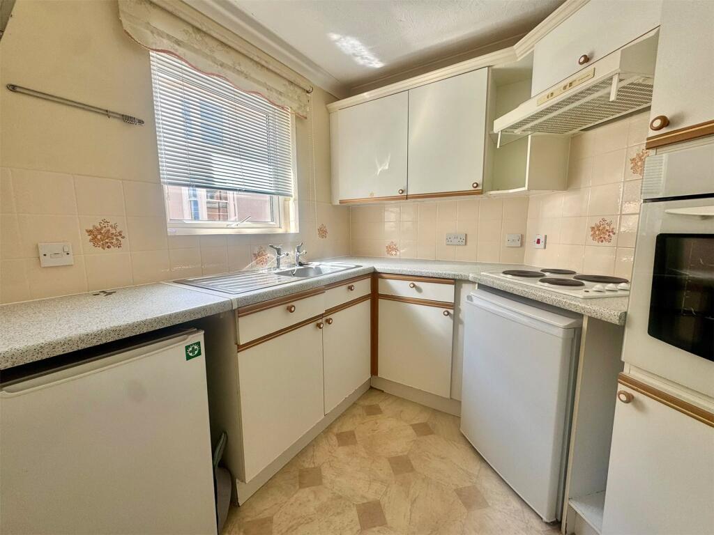 Apartment in Teignbridge, Teignmouth - View 4