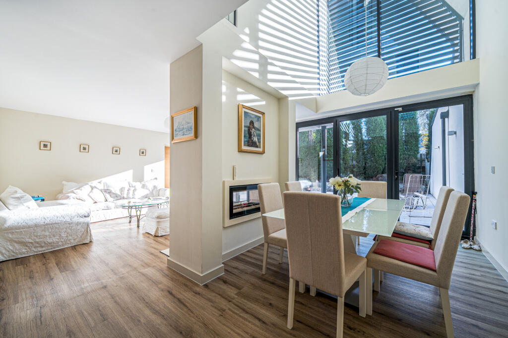 House in Bristol - View 2