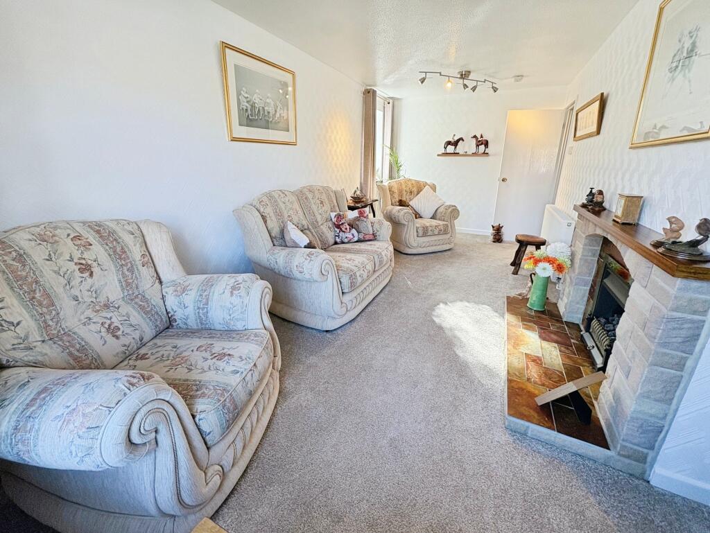 House in Nottingham - View 3