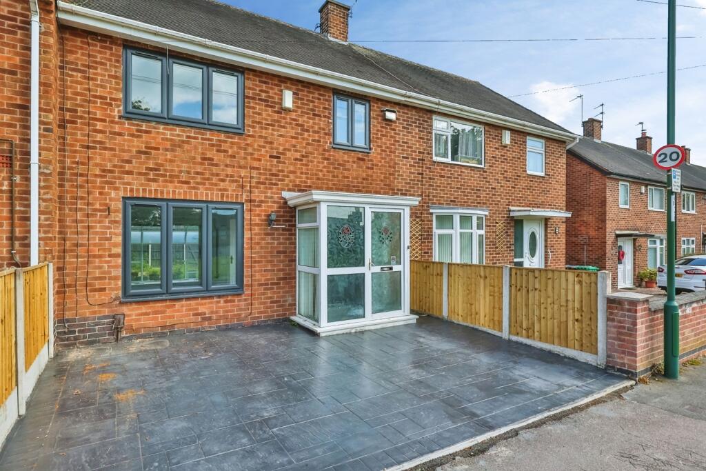 Main image of property: Midhurst Way, Clifton, Nottingham, NG11