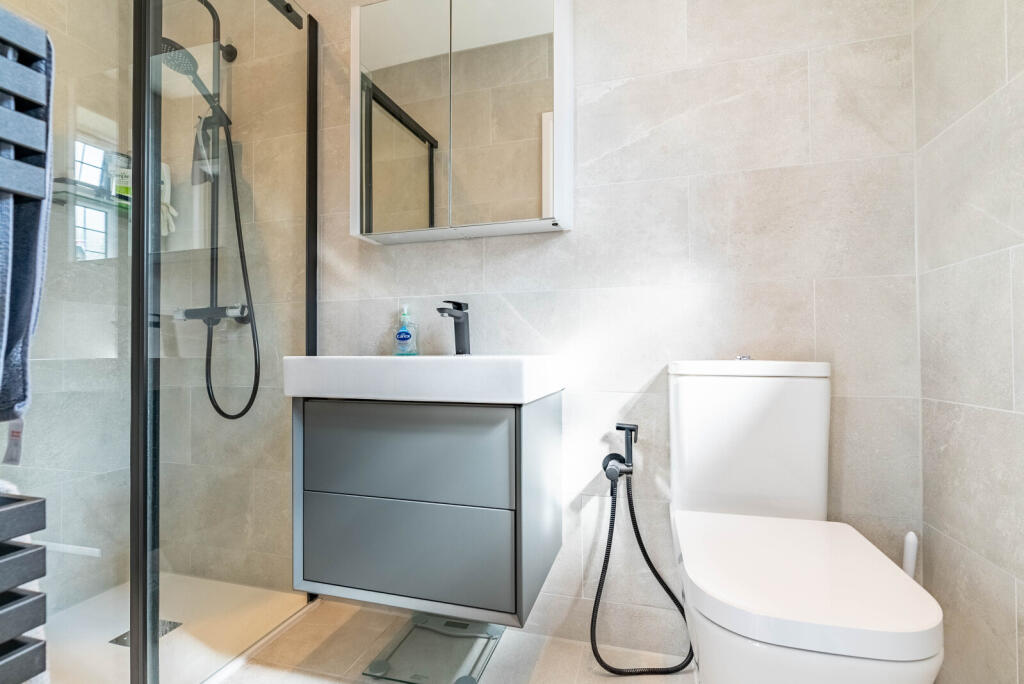 Additional image 10 of Tavistock Avenue, St. Albans, Hertfordshire, AL1