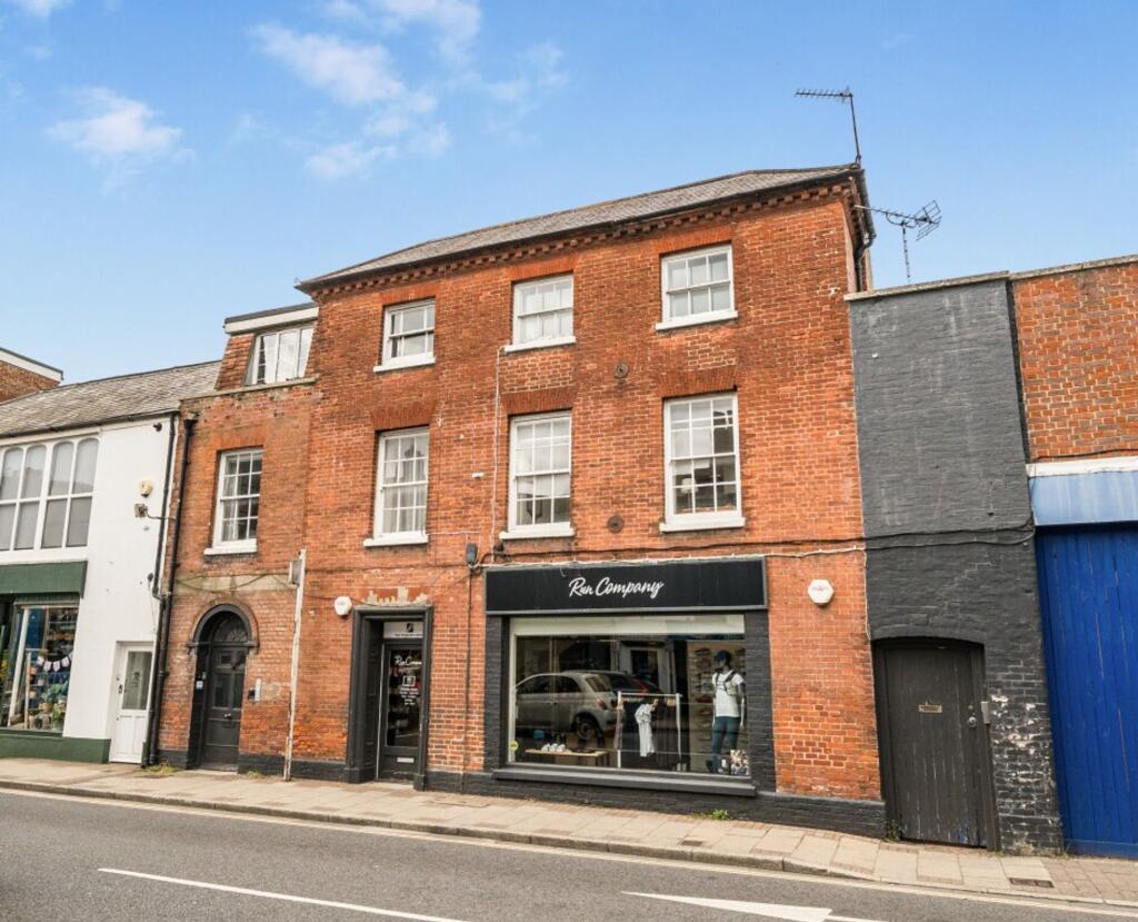 Main image of property: The Hornet, Chichester, PO19