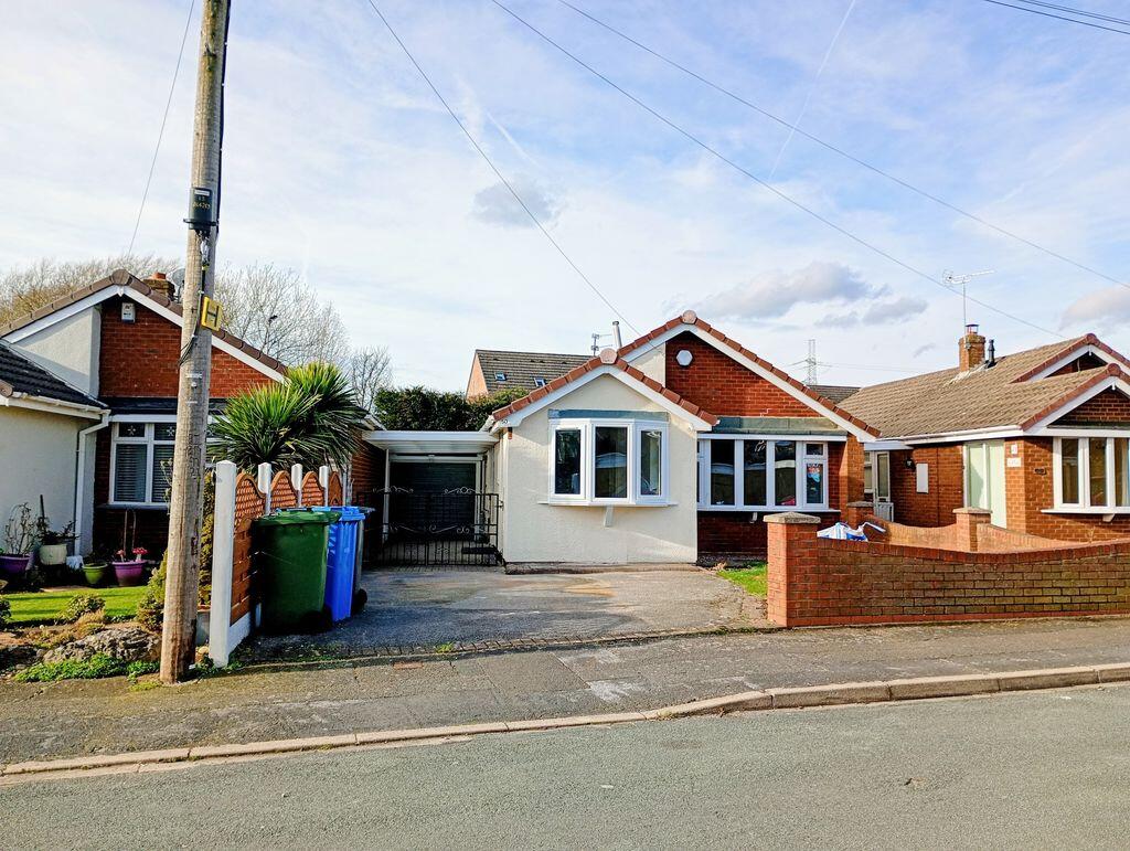 2-bed detached on Cherrington Drive, Great Wyrley, WS6 6NE, £299,950