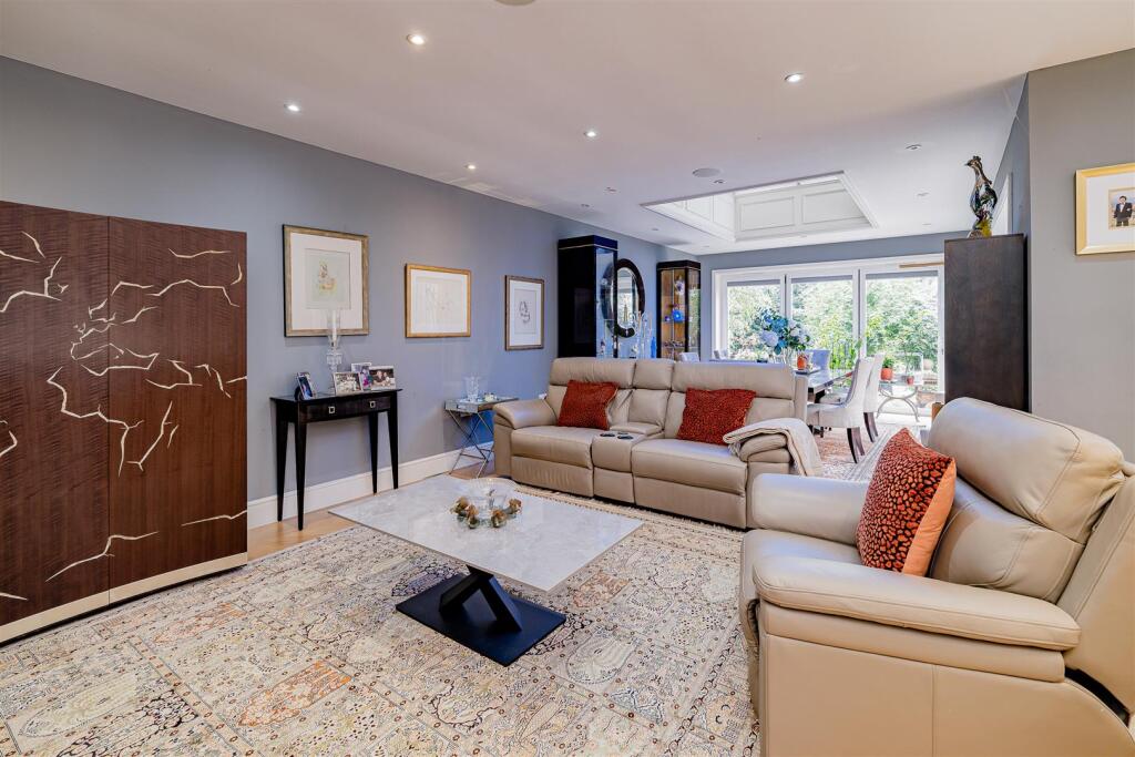 House in Shrewsbury, Shropshire - View 4