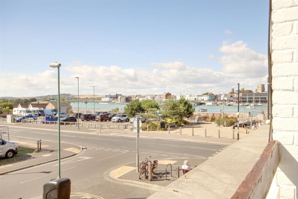 Apartment in Adur, Shoreham Beach, Shoreham-by-Sea