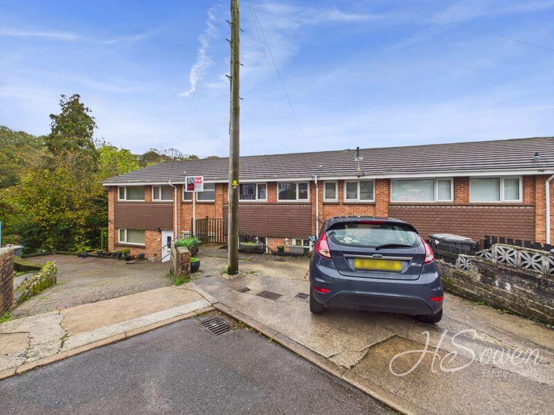 5-bed terraced on Windmill Avenue, Paignton, £280,000