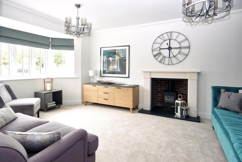 House in Luton - More