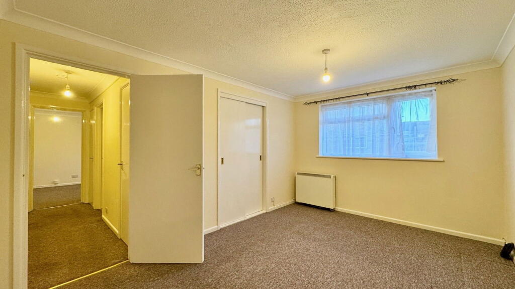 Sheridan Court, London Road, Newbury, RG14 2BH photo 5