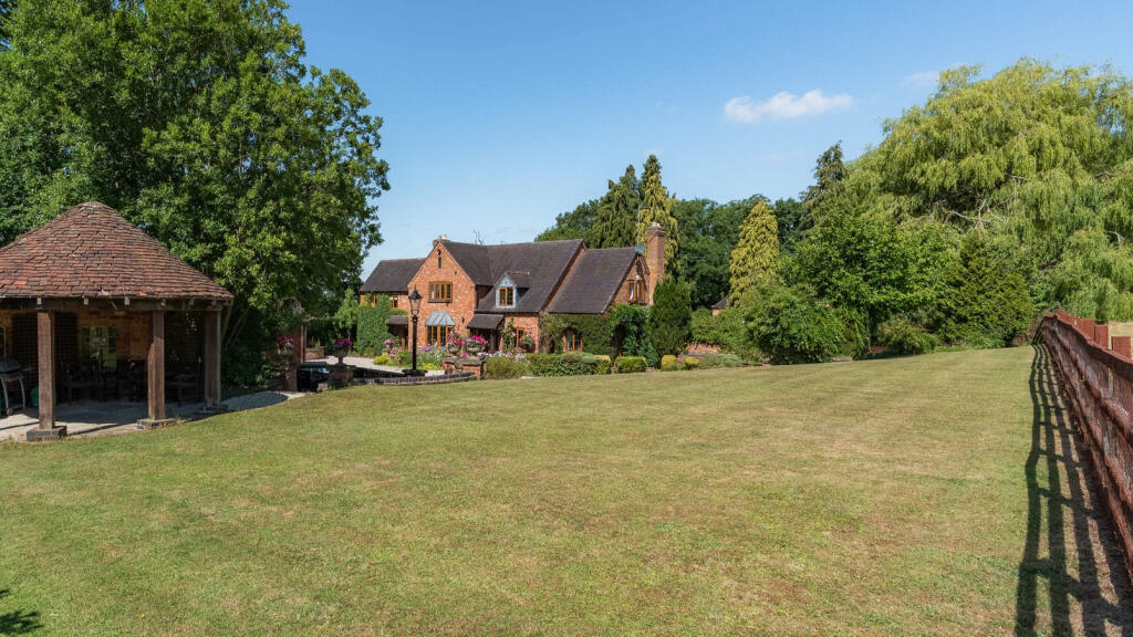 Additional image 26 of Carpenters Hill, Beoley, Redditch