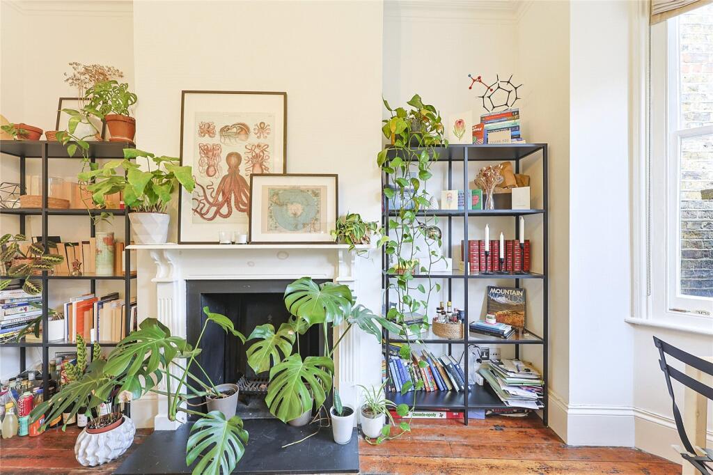 Apartment in London - View 3