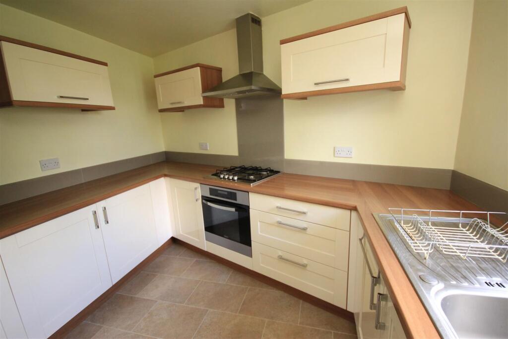 Kiln Way, Wellingborough - View 6