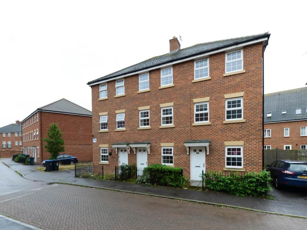 Main image of property: The Runway, Hatfield, Hertfordshire